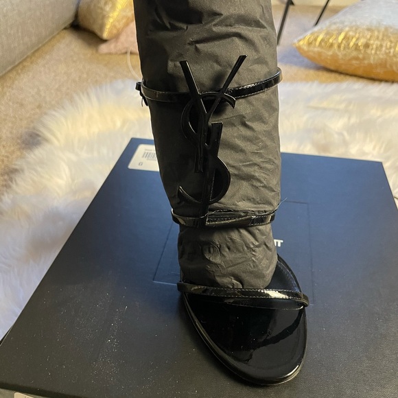 YSL Cassandra Heels Patent Leather Black - Picture 5 of 8